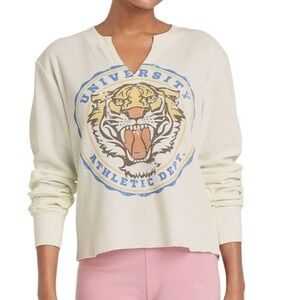 NWT‎ XS Women's Tigers University Notch Neck Long Sleeve Cropped Graphic T-Shirt